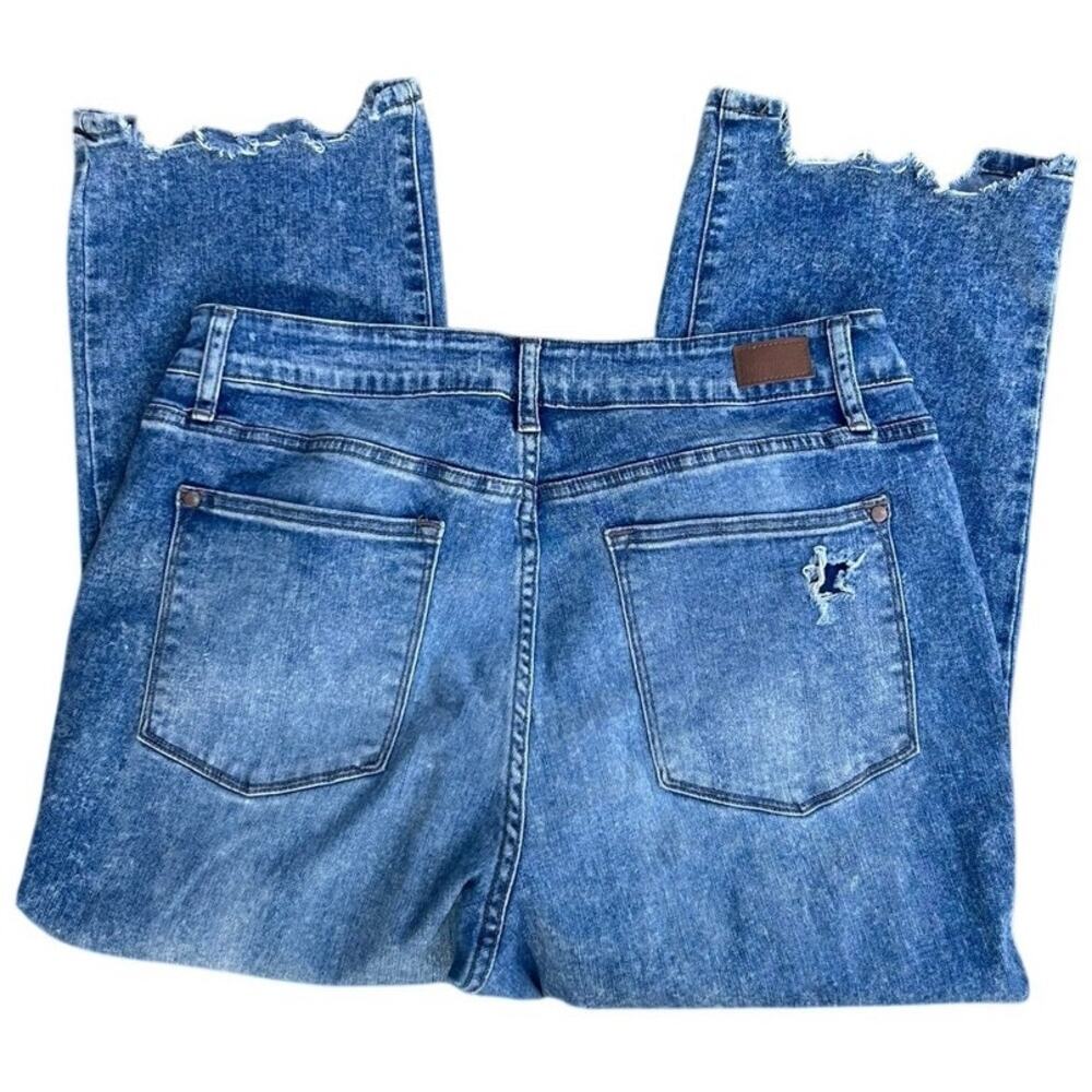 Judy Blue Jeans 18W Cropped Bootcut Distressed Raw Hem Medium Wash Plus Size